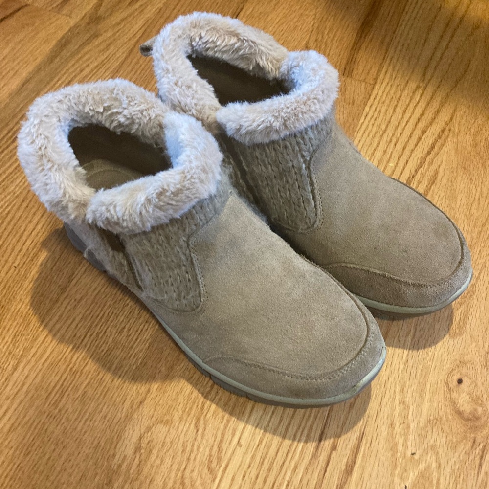 Sketchers - Relaxed Fit: Easy Going - Warmhearted